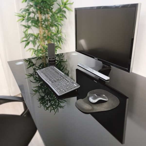 Mesa Comedor o Estudio de Cristal Döme - Duérmete Online